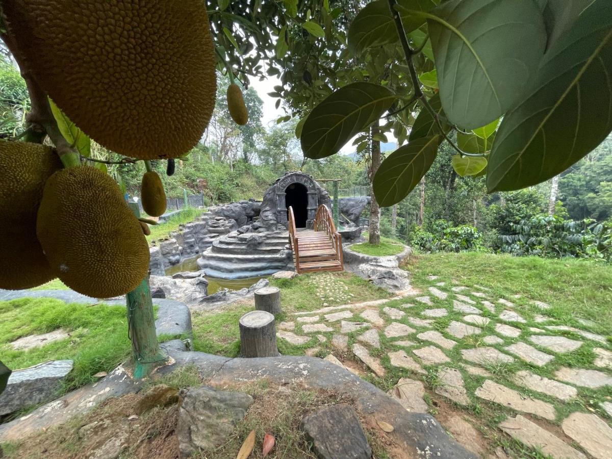 Rai'S Coorg Cave House Villa Madikeri Buitenkant foto