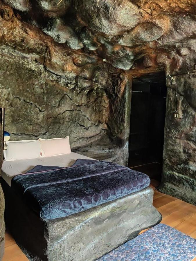 Rai'S Coorg Cave House Villa Madikeri Buitenkant foto